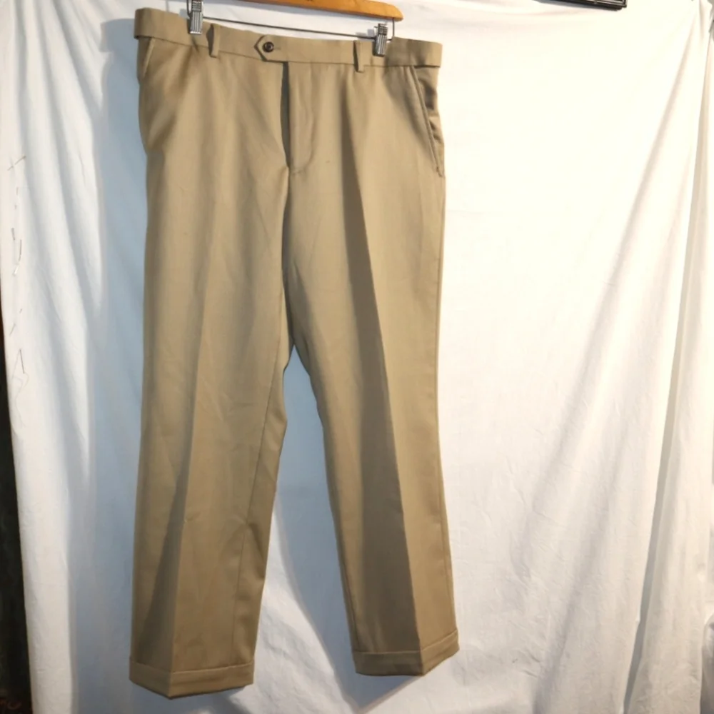 TravelSmith Pants Mens 34 Wool Blend Khaki‎ Flap Pocket Cuffed Pleated Tan